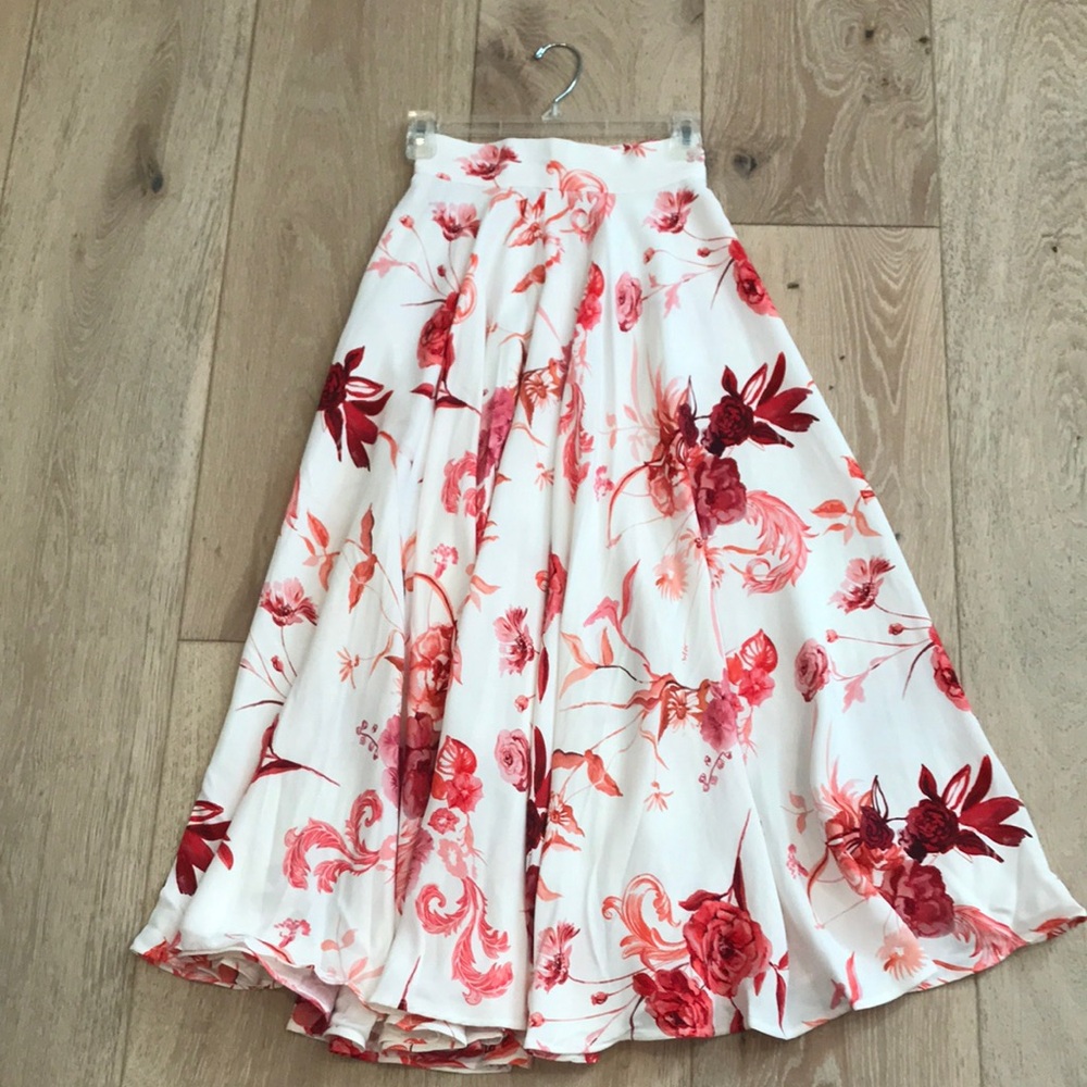 Floral Red and White Women's Skirt